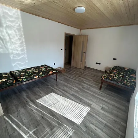House In čakovice Near