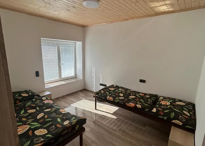 House In Cakovice Near Appartamento